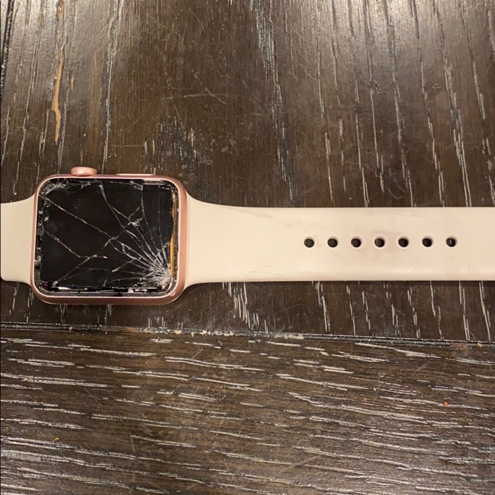 Apple Watch - Picture 1 of 3